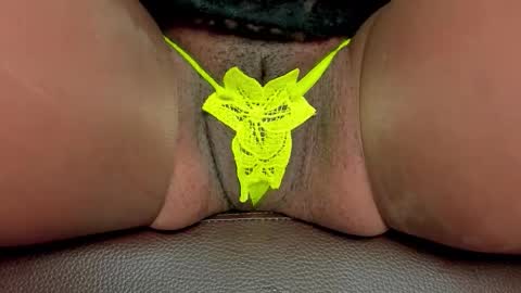 Snapshot of melania_browis chatting on November 13, 9:19 am Melania online show from November 13, 9:19 am