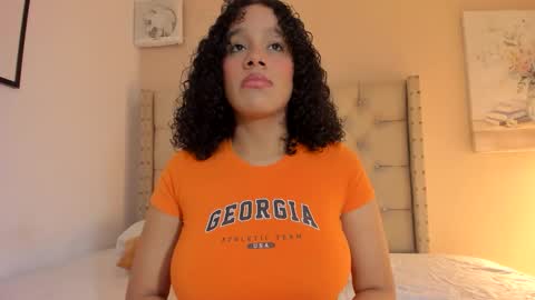 melania_xtreme online show from December 15, 2:38 am