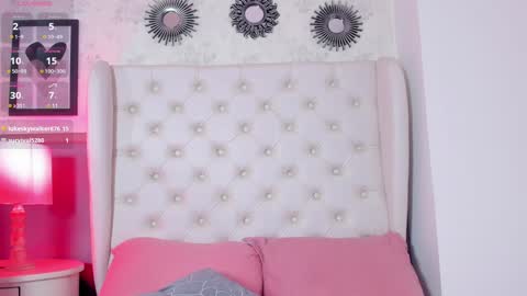 Melanie online show from January 18, 2:23 pm