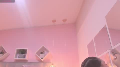 Melanie  online show from November 24, 4:01 am