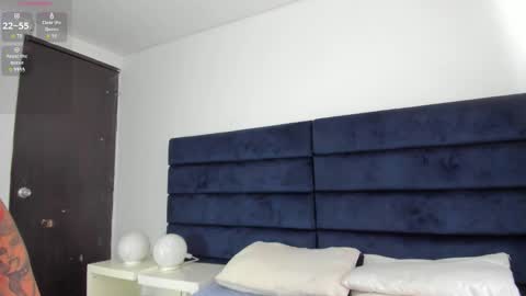 Melanie roux  online show from February 27, 12:05 pm