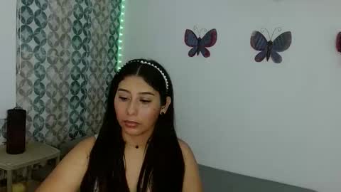 Snapshot of melaniecarsonew chatting on May 20, 2:34 pm Melanie online show from May 20, 2:34 pm
