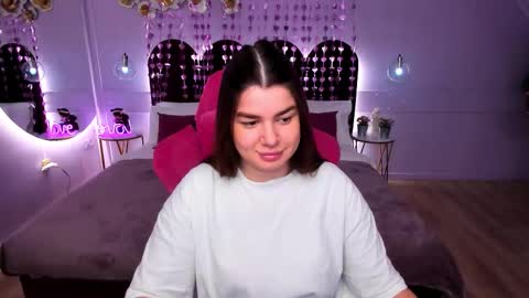 Melanie online show from February 14, 5:26 am