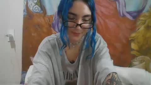 Snapshot of melaniefairy chatting on December 5, 4:43 am Melanie online show from December 5, 4:43 am