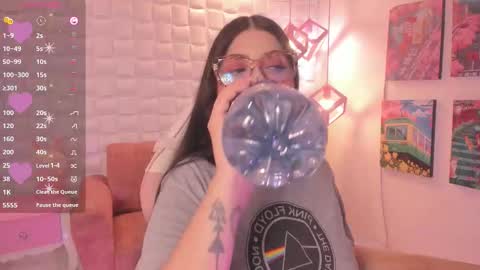 melaniegrayx online show from February 10, 2:32 pm