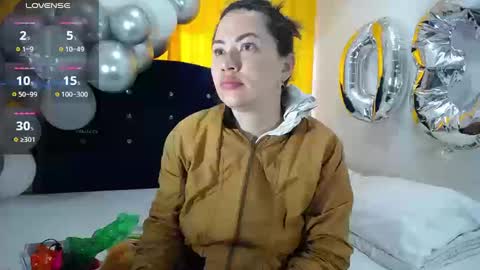 Melanie Parker online show from September 10, 1:00 pm