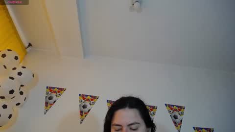 Snapshot of melanieparker20 chatting on June 16, 1:14 pm Melanie Parker online show from June 16, 1:14 pm