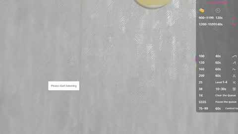 Snapshot of melanierioss_ chatting on May 13, 1:08 pm online show from May 13, 1:08 pm