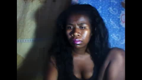 Snapshot of melanih chatting on February 4, 5:21 am melanih online show from February 4, 5:21 am