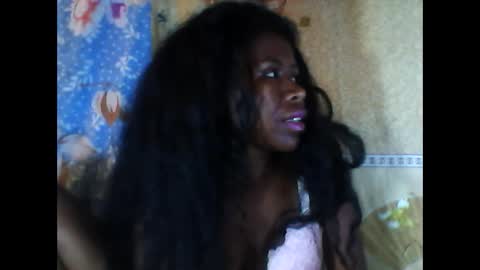 Snapshot of melanih chatting on February 15, 10:44 am melanih online show from February 15, 10:44 am