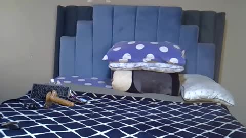 Moon online show from May 14, 11:17 am