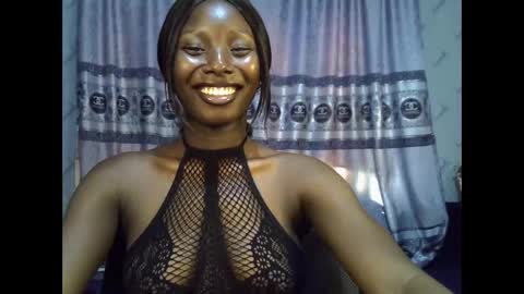 Snapshot of melanine_floral chatting on January 12, 1:05 pm Praiz online show from January 12, 1:05 pm
