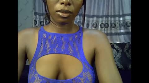 Snapshot of melanine_floral chatting on January 15, 9:13 am Praiz online show from January 15, 9:13 am