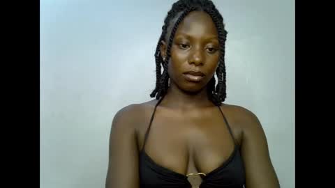 Snapshot of melanine_floral chatting on January 24, 6:46 pm Praiz online show from January 24, 6:46 pm