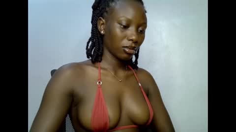 Snapshot of melanine_floral chatting on January 27, 8:40 am Praiz online show from January 27, 8:40 am