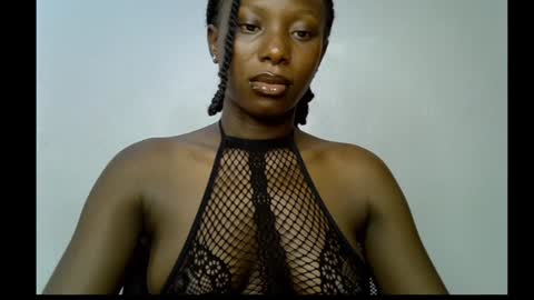 Snapshot of melanine_floral chatting on January 30, 5:39 pm Praiz online show from January 30, 5:39 pm