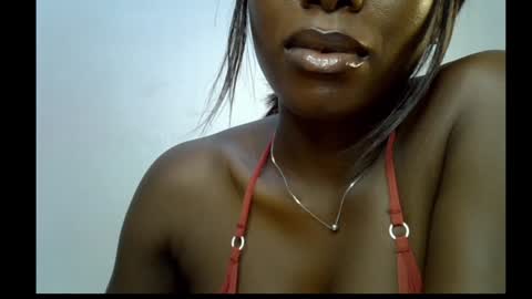 Snapshot of melanine_floral chatting on February 3, 6:49 pm Praiz online show from February 3, 6:49 pm