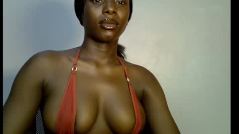 Snapshot of melanine_floral chatting on February 7, 5:10 am Praiz online show from February 7, 5:10 am