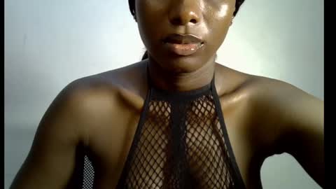 Snapshot of melanine_floral chatting on February 13, 7:24 am Praiz online show from February 13, 7:24 am