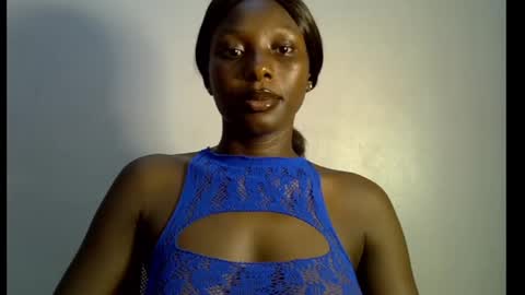 Snapshot of melanine_floral chatting on February 17, 6:37 pm Praiz online show from February 17, 6:37 pm