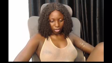 Snapshot of melanine_floral chatting on September 12, 6:13 am Praiz online show from September 12, 6:13 am