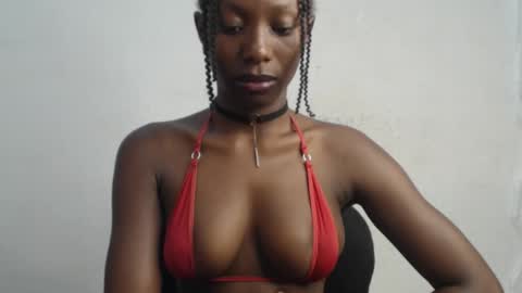 Snapshot of melanine_floral chatting on October 20, 8:37 am Praiz online show from October 20, 8:37 am