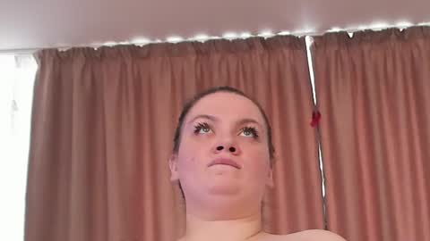Snapshot of melanniebrown chatting on July 28, 11:17 am melanniebrown online show from July 28, 11:17 am