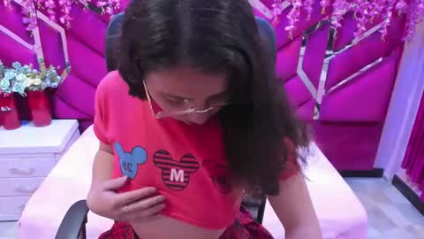 Snapshot of melanny_colins chatting on November 22, 12:15 pm Melany online show from November 22, 12:15 pm