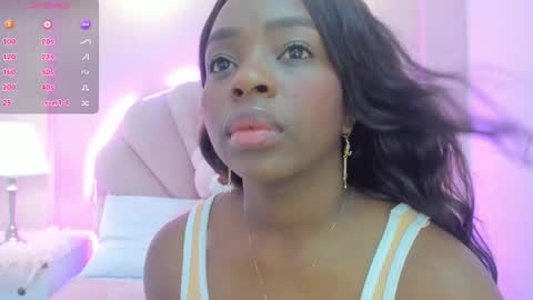 Snapshot of melany_ebonyy chatting on September 19, 3:41 am Melanie online show from September 19, 3:41 am