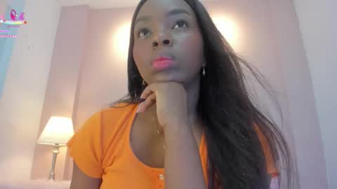 Snapshot of melany_ebonyy chatting on November 30, 3:54 am Melanie online show from November 30, 3:54 am