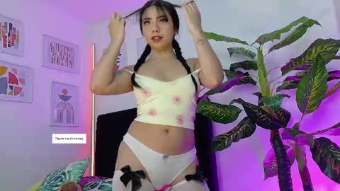 Melany online show from June 17, 9:05 pm