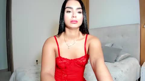 Snapshot of melanyrosse chatting on June 24, 1:54 pm Melany online show from June 24, 1:54 pm