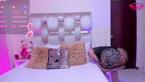 Snapshot of melanyshayk chatting on November 7, 4:18 pm Melany online show from November 7, 4:18 pm