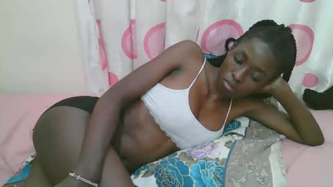 Snapshot of meldeeh chatting on September 18, 10:06 am meldeeh online show from September 18, 10:06 am