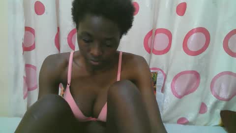 Snapshot of meldeeh chatting on October 4, 5:16 am meldeeh online show from October 4, 5:16 am
