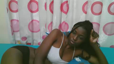 Snapshot of meldeeh chatting on October 15, 7:58 pm meldeeh online show from October 15, 7:58 pm