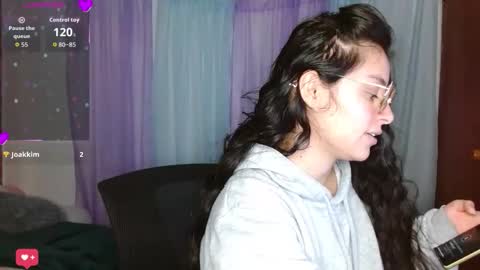 Snapshot of meli_1212 chatting on September 14, 6:51 pm meli_1212 online show from September 14, 6:51 pm