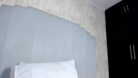 Snapshot of meli_mell chatting on May 5, 7:11 pm Meli online show from May 5, 7:11 pm
