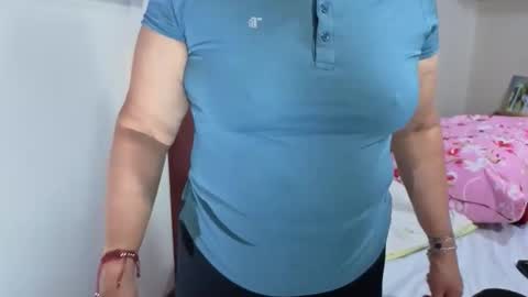 melihotxxx online show from December 22, 12:40 am