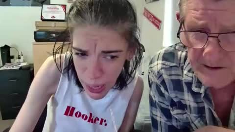 Snapshot of melinahviking chatting on November 14, 5:28 am Melinah Viking online show from November 14, 5:28 am