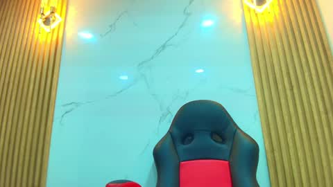Snapshot of melisa_garcia chatting on June 9, 10:38 am Melissa online show from June 9, 10:38 am
