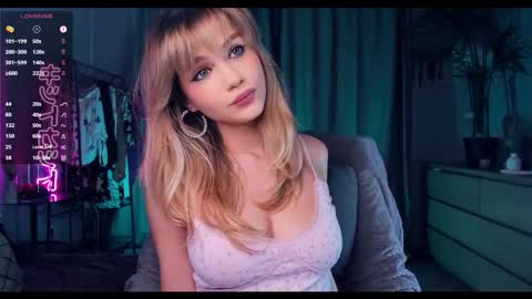 Snapshot of melisa_ginger chatting on November 29, 8:28 am Im Melisa 3 online show from November 29, 8:28 am