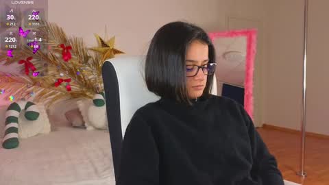 Victoria online show from January 4, 1:21 pm