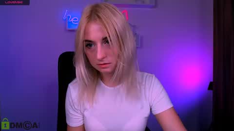 Melisa online show from July 18, 7:06 pm