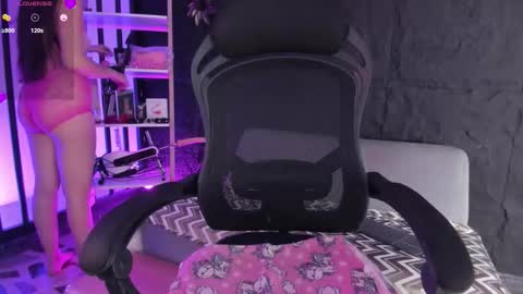 Melissa online show from February 18, 2:35 pm