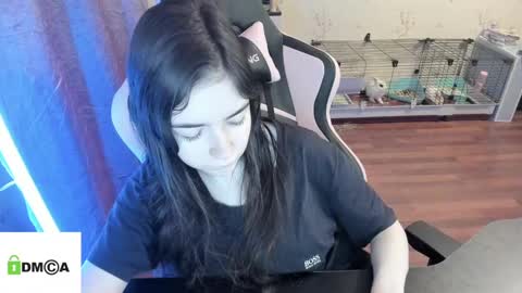 Snapshot of melisanilson chatting on January 6, 1:53 am melisanilson online show from January 6, 1:53 am