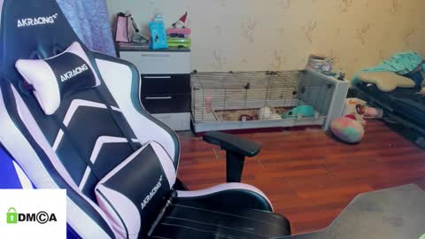 Snapshot of melisanilson chatting on February 8, 4:49 am melisanilson online show from February 8, 4:49 am