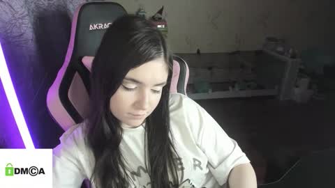 Snapshot of melisanilson chatting on March 10, 10:04 pm melisanilson online show from March 10, 10:04 pm