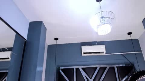 melissa_23_ online show from December 18, 6:58 pm