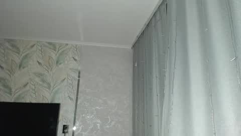 Snapshot of melissa__ray chatting on February 4, 5:23 pm Melissa Ray online show from February 4, 5:23 pm